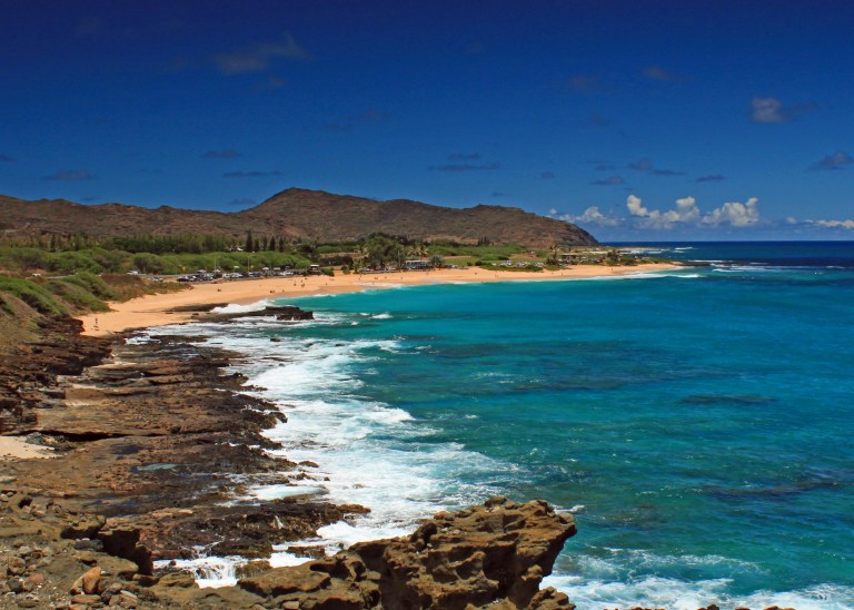 Also seen from the Halona Blowhole parking lot is Sandy Beach Park, apparently a popular place for the younger crowd (although I don't remember who told us that).