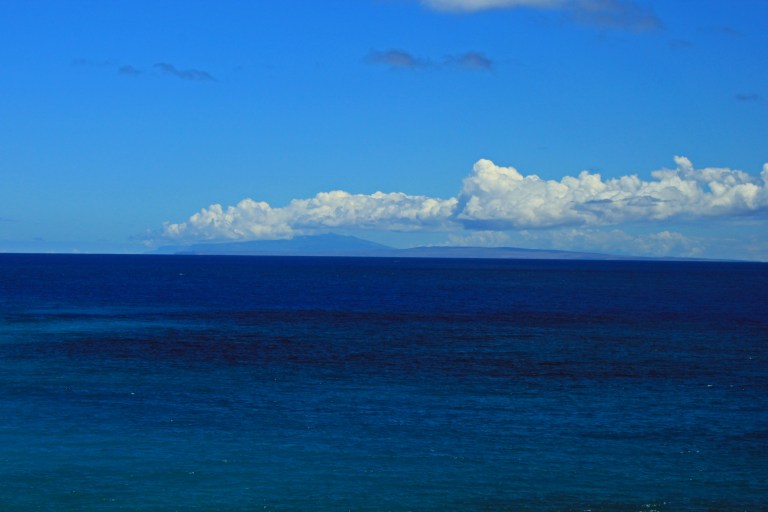 Don't forget to look for Molokai if you ever visit this lookout and have clear skies!