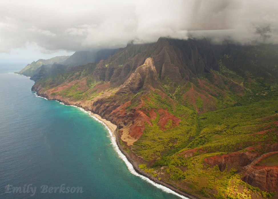 Pro tip: If you're photographing a helicopter ride, take at least two shots in continuous mode to hopefully avoid helicopter rotor blades in at least one of them!