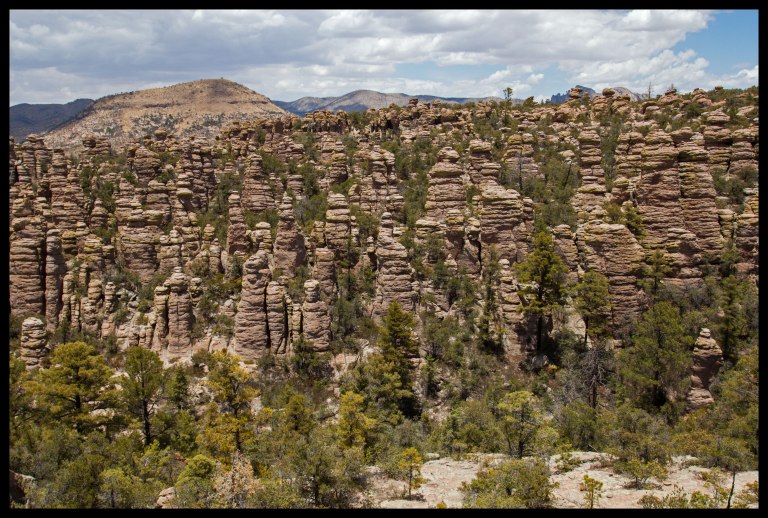 One of the first truly impressive overlooks we came upon. This view reminds me of Bryce Canyon in Utah.