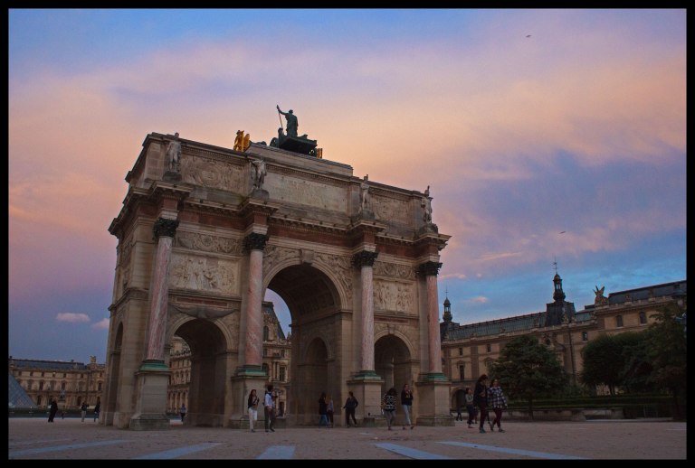 Arc de Triomphe du Carrousel, a smaller version of the famous Arc de Triomphe de l'Étoile.