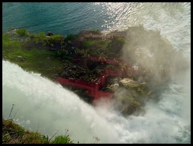 On the way back to the car, looking down on the falls and the tiny people visiting the Cave of the Winds.